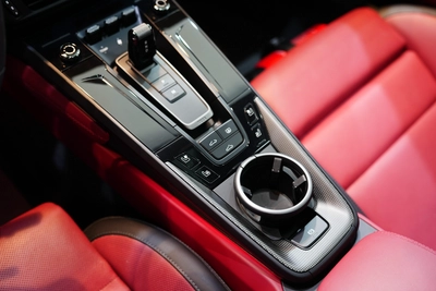 Porsche 911 Carrera 2025-10