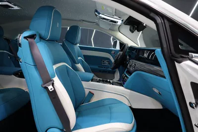 Rolls-Royce Spectre 2025-8