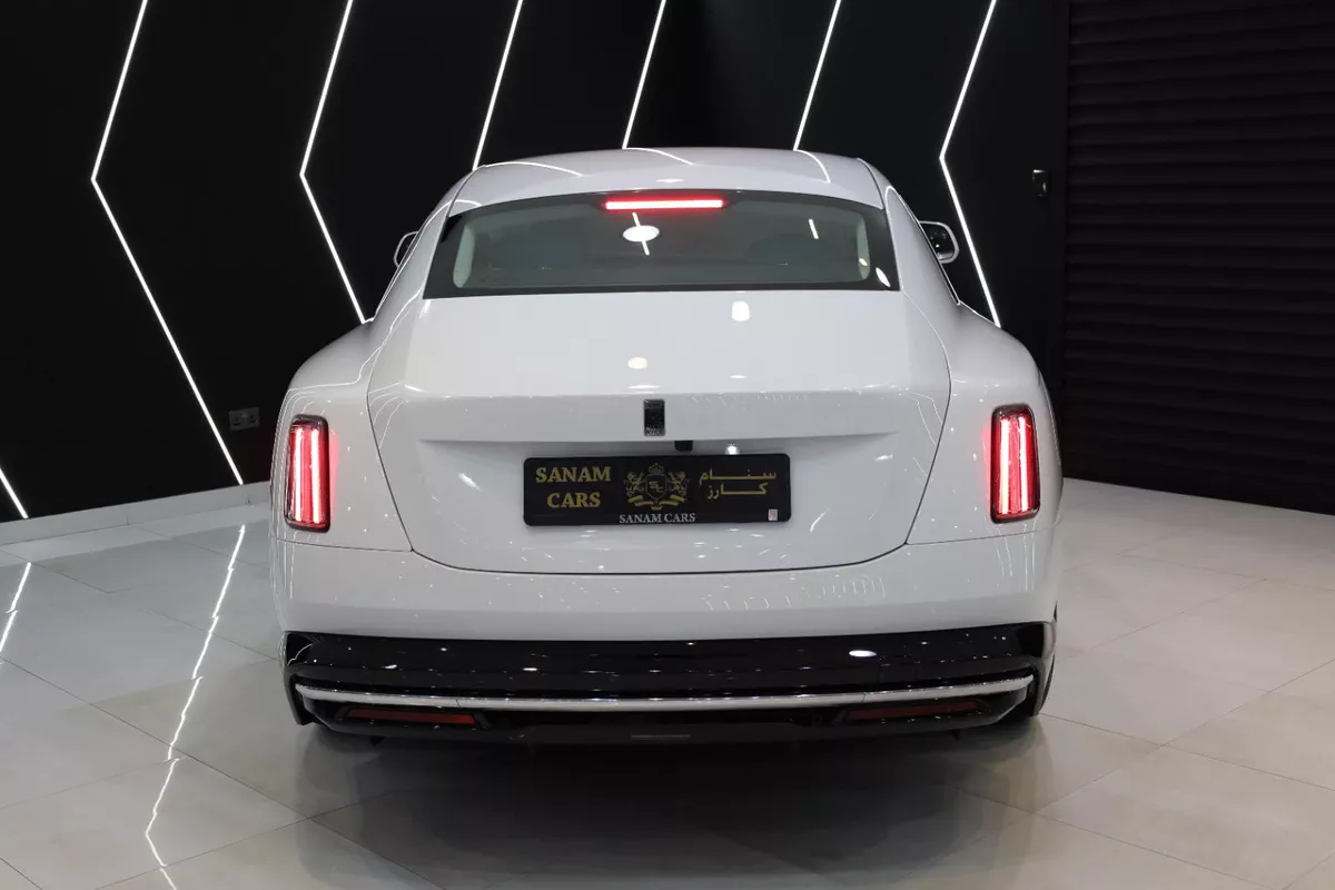 Rolls-Royce Spectre 2025-16-16