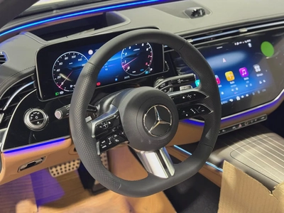 Mercedes-Benz E 300 AMG 4MATIC | 2026 | Full Option | Brand New.-10