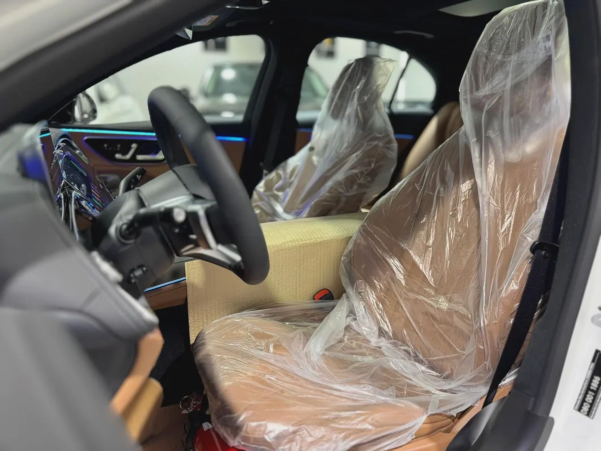 Mercedes-Benz E 300 AMG 4MATIC | 2026 | Full Option | Brand New.-8-8