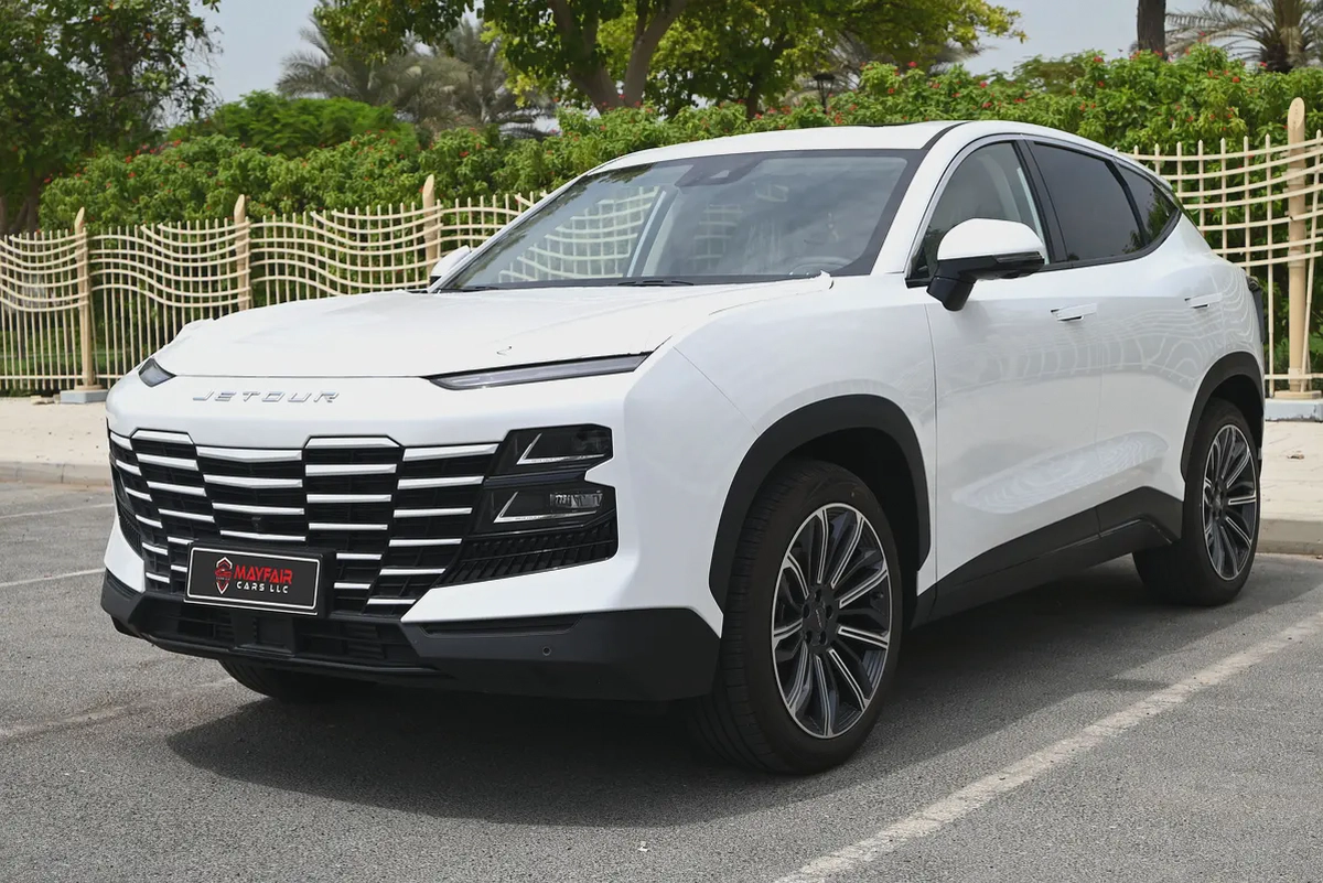 EMI 1,350 AED - JETOUR DASHING 1.6T LUXURY 2025 - READY TO DRIVE - NO WAITING-2-2