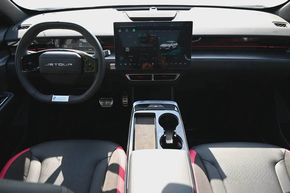 EMI 1,350 AED - JETOUR DASHING 1.6T LUXURY 2025 - READY TO DRIVE - NO WAITING-8-8