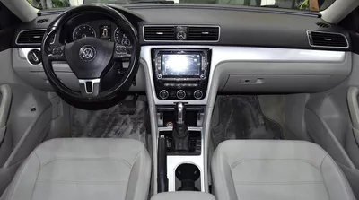 Volkswagen Passat ( 2013 Model ) in Silver Color Canadian Specs-8