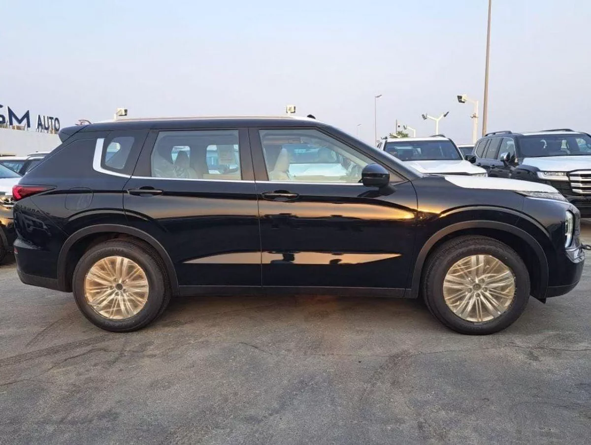 Mitsubishi Outlander GLX MIDLINE OUTLANDER 2.5L-3-0