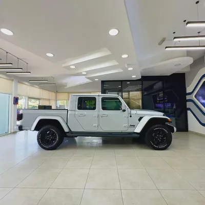2022 Jeep Gladiator Overland-2