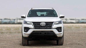 Toyota Fortuner GX2 2.4L