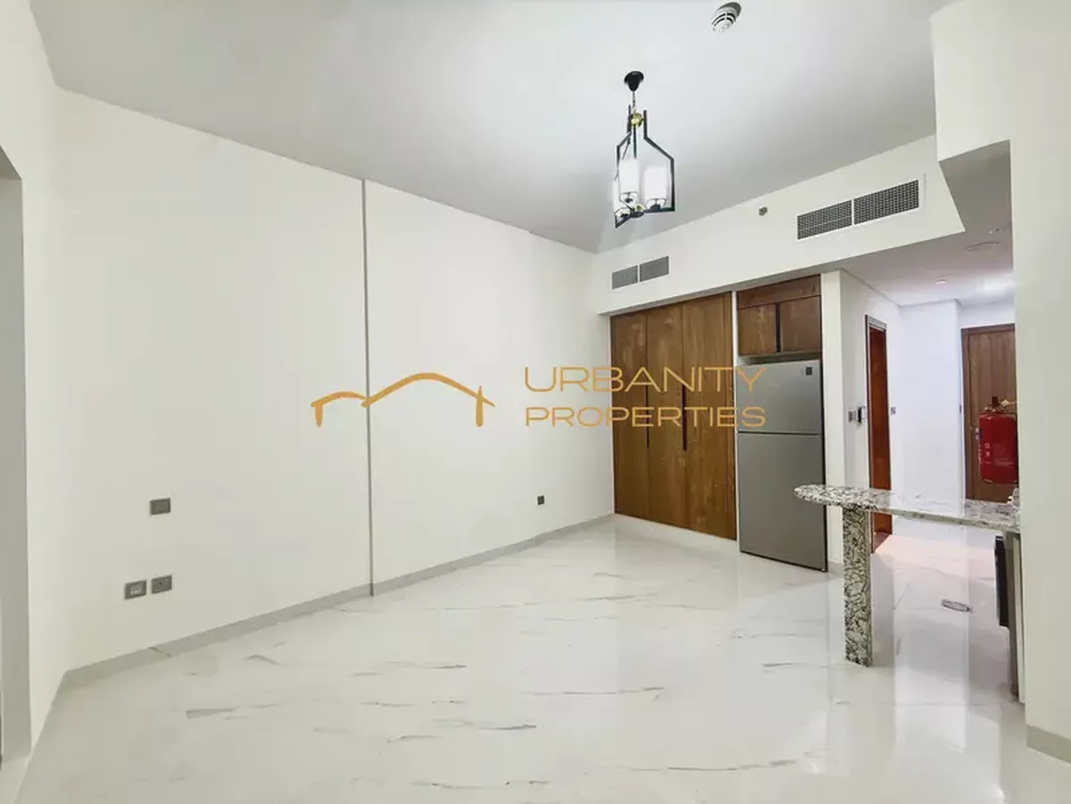 Modern Studio | Bright Layout | Excellent Connectivity