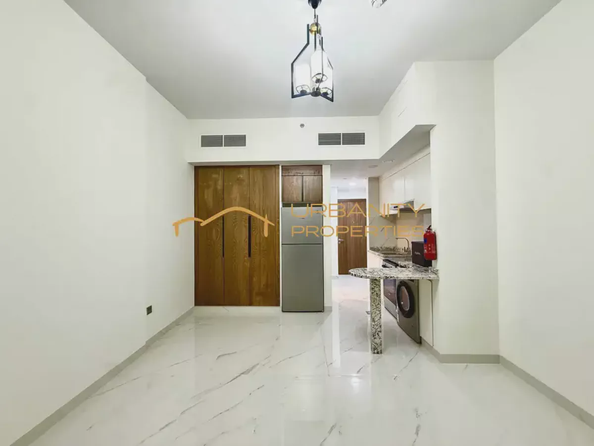 Modern Studio | Bright Layout | Excellent Connectivity-3-3