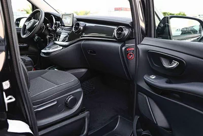2024 Mercedes-Benz V 250 – Black Bus-4