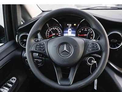 2024 Mercedes-Benz V 250 – Black Bus-5