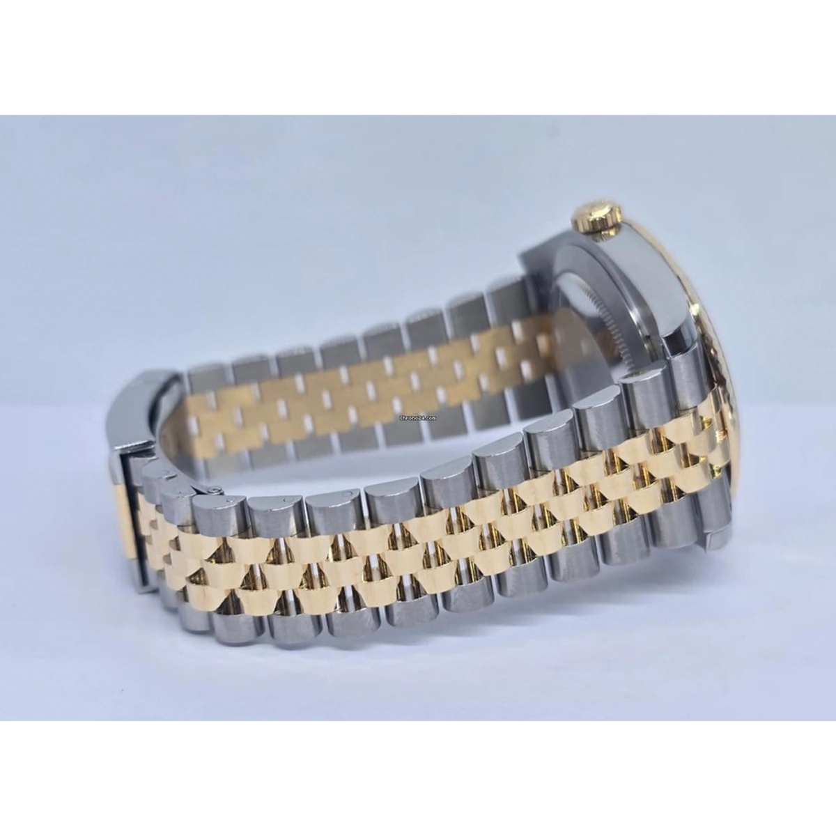 Rolex Datejust 41 | 41mm Champagne Index Dial with Jubilee Bracelet-2-2