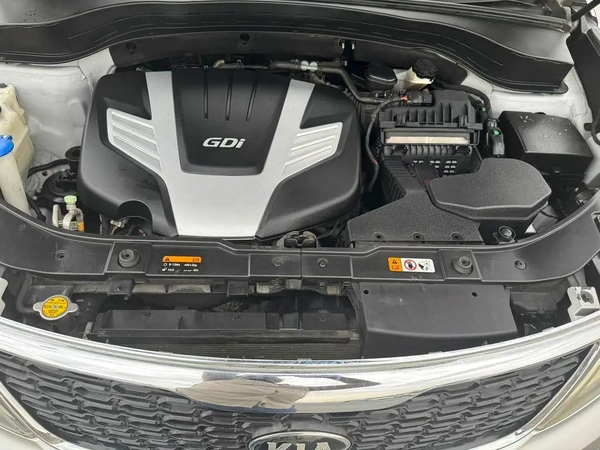 Kia Sorento SX 2015 - American Specs - Well Maintained