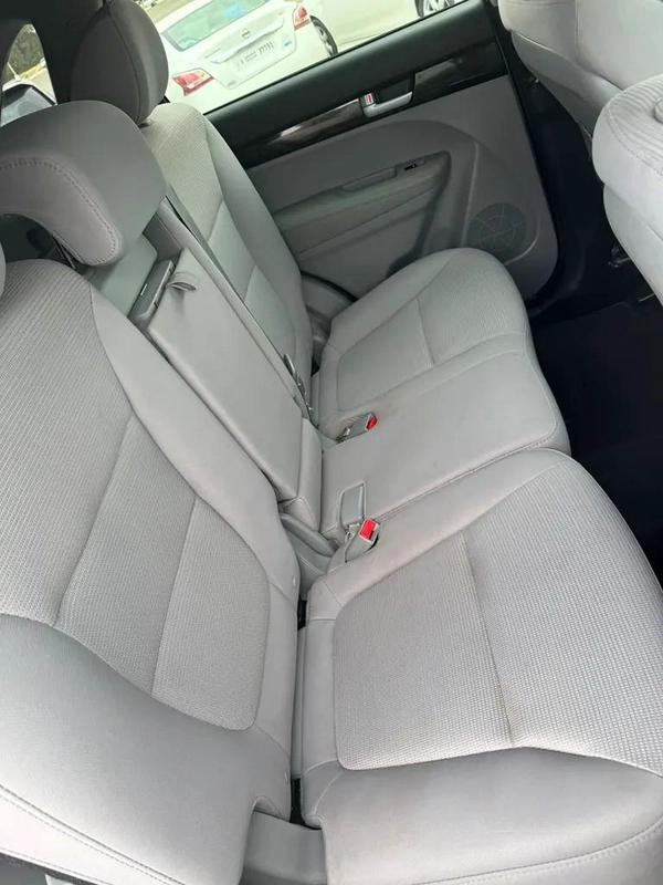 Kia Sorento SX 2015 - American Specs - Well Maintained