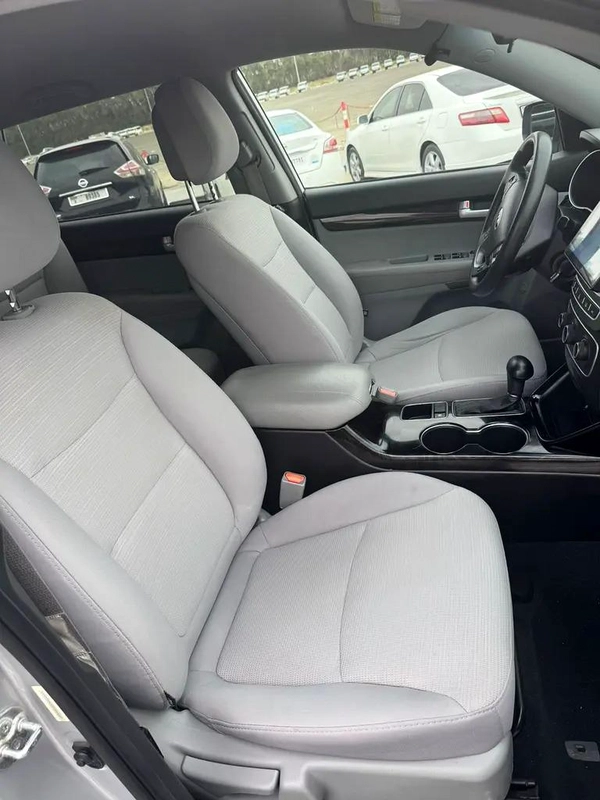 Kia Sorento SX 2015 - American Specs - Well Maintained