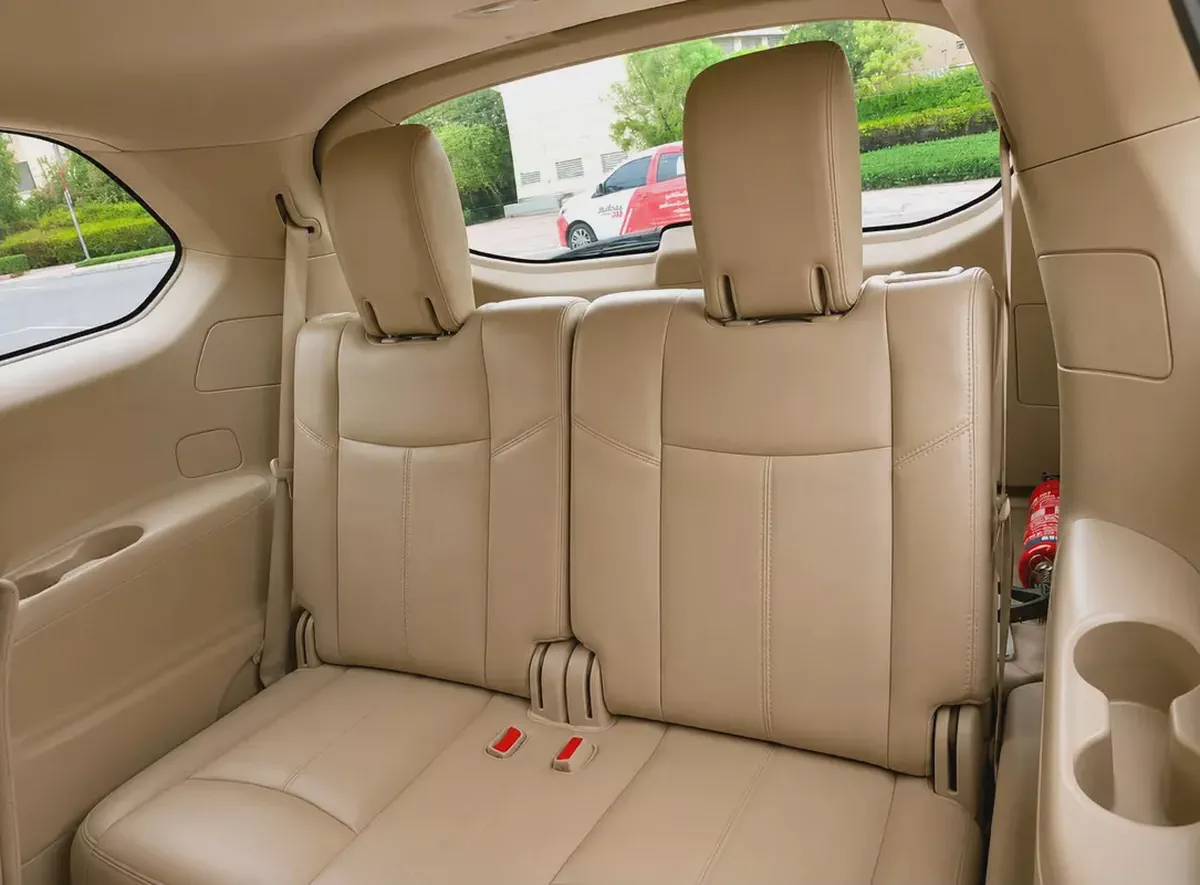 NISSAN PATHFINDER  | SV | FREE ACCIDENT | WELL MAINTAINED-10-10