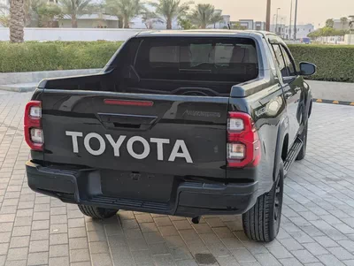 Toyota Hilux 2020 Facelifted 2025 GCC Specs Interior and Exterior Excellent Condition-5