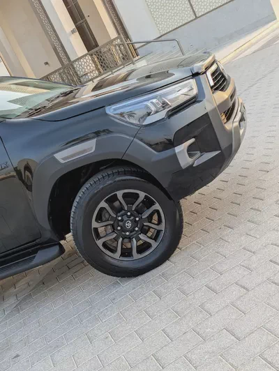 Toyota Hilux 2020 Facelifted 2025 GCC Specs Interior and Exterior Excellent Condition-8