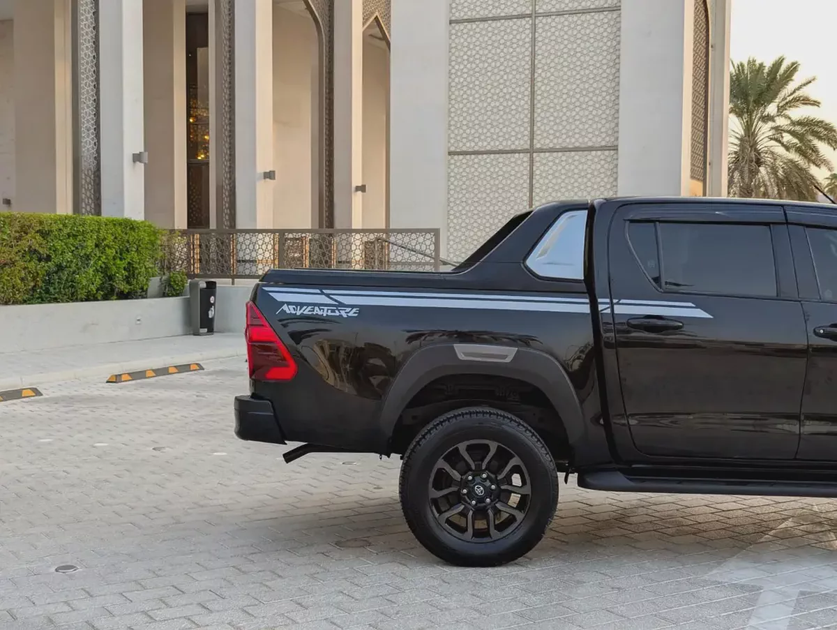 Toyota Hilux 2020 Facelifted 2025 GCC Specs Interior and Exterior Excellent Condition-9-9