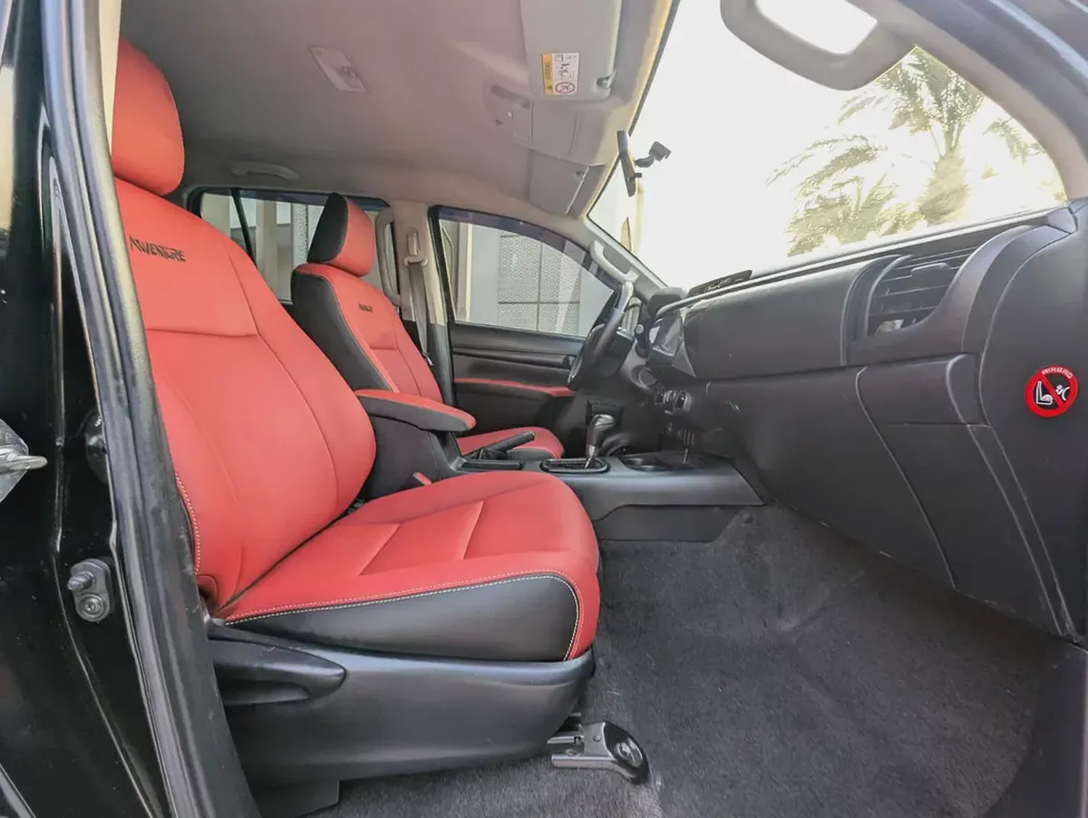 Toyota Hilux 2020 Facelifted 2025 GCC Specs Interior and Exterior Excellent Condition-12-12