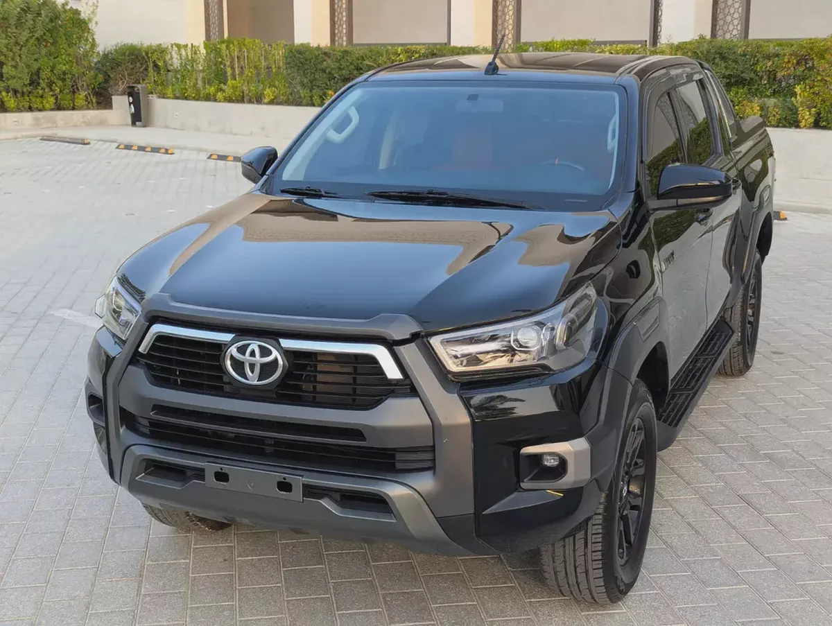 Toyota Hilux 2020 Facelifted 2025 GCC Specs Interior and Exterior Excellent Condition-1-1