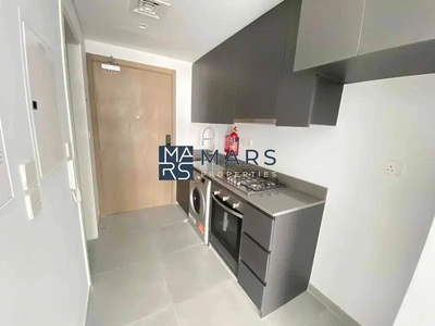 The Lavish & Capacious Studio Apartment with Amenities in Tiraz Aljada-5