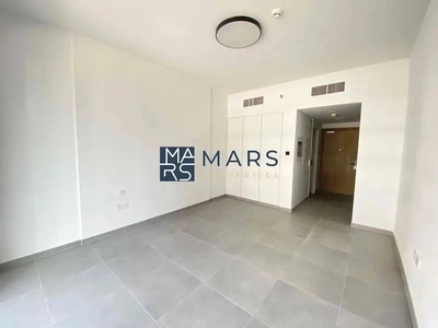 The Lavish & Capacious Studio Apartment with Amenities in Tiraz Aljada-6