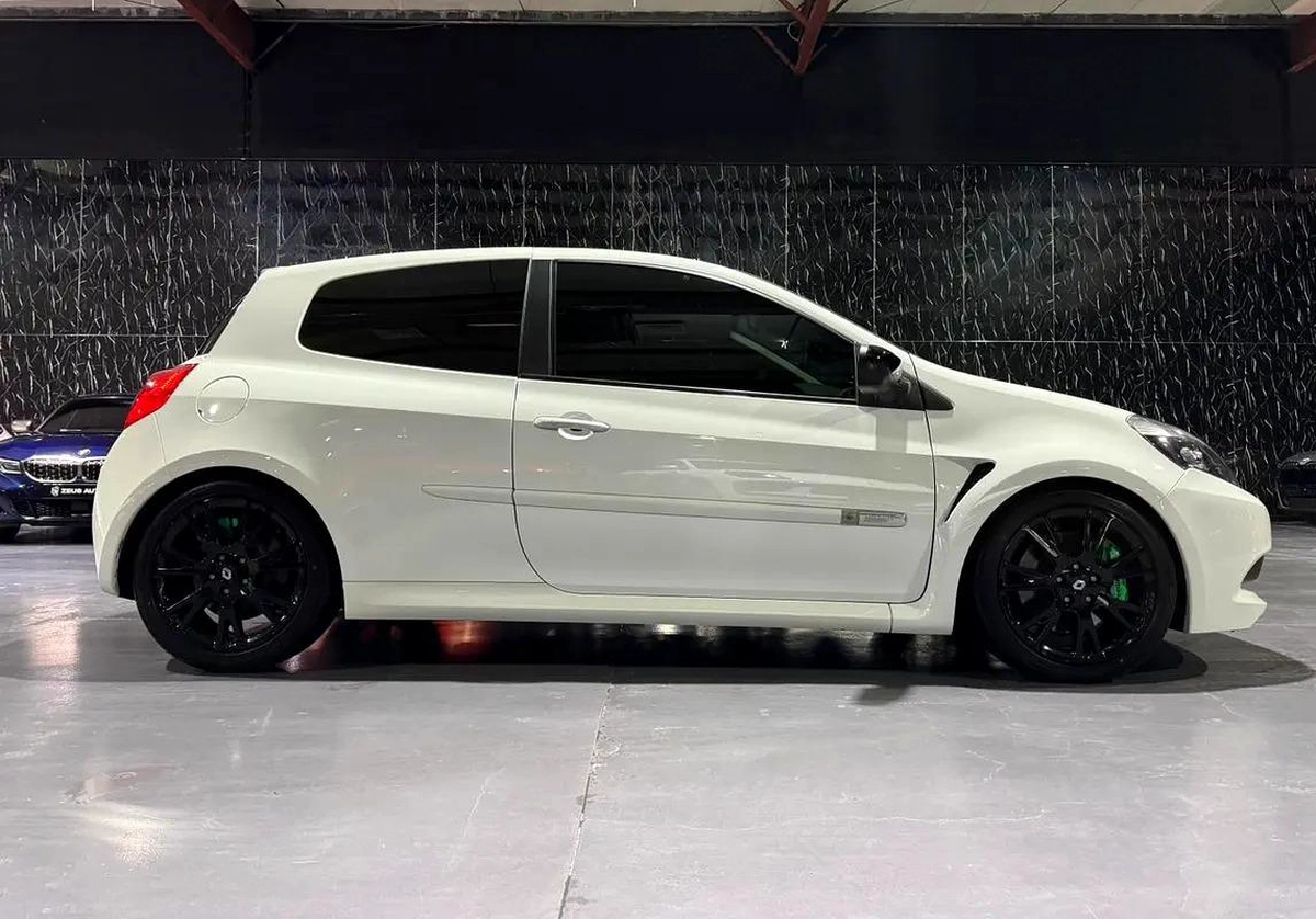 Renault Clio Sport 2013 - GCC Specs-17-17