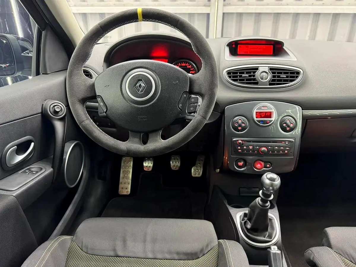 Renault Clio Sport 2013 - GCC Specs-10-10