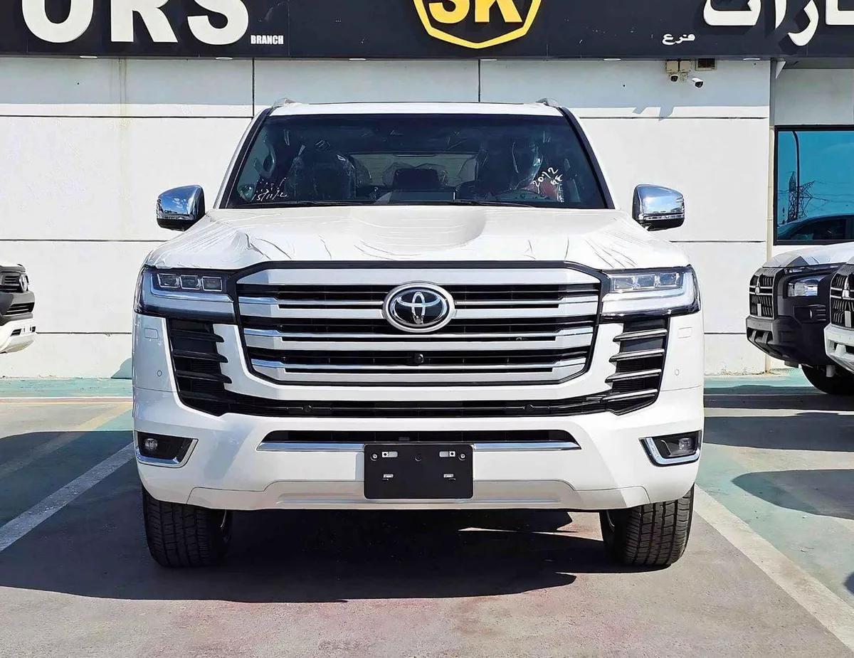 Toyota Land Cruiser VXR | 3.3L DIESEL  | With RADAR Top Variant | HUD | GCC (CODE # 69000)