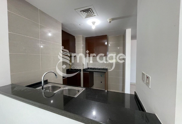 Vacant 1BR | Premium Facilities | Prime Area