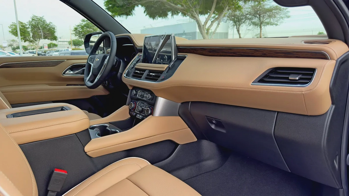 2024 Chevrolet Tahoe Premier, Dealer Warranty, GCC Specifications-9-9