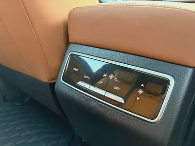 Changan CS95 Royal 2025 GCC Specs-10