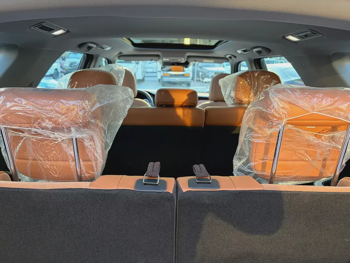 Changan CS95 Royal 2025 GCC Specs-12-12