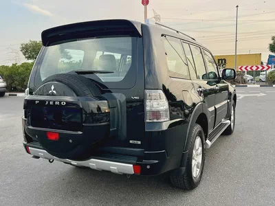 Mitsubishi Pajero 2010 GLS GCC Specs-5