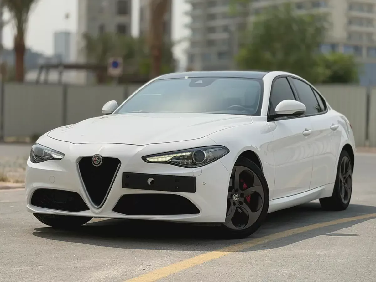 2020 Alfa Romeo Giulia Super | GCC Specs | Low Mileage