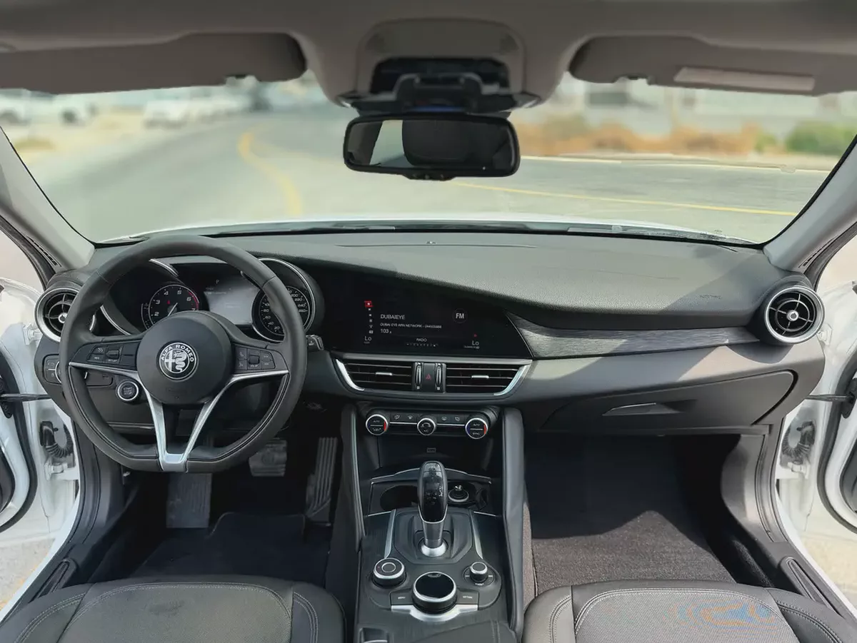 2020 Alfa Romeo Giulia Super | GCC Specs | Low Mileage-4-4