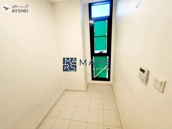 Middle unit!! 2BR Villa Available With Maid Room Nasma Residence