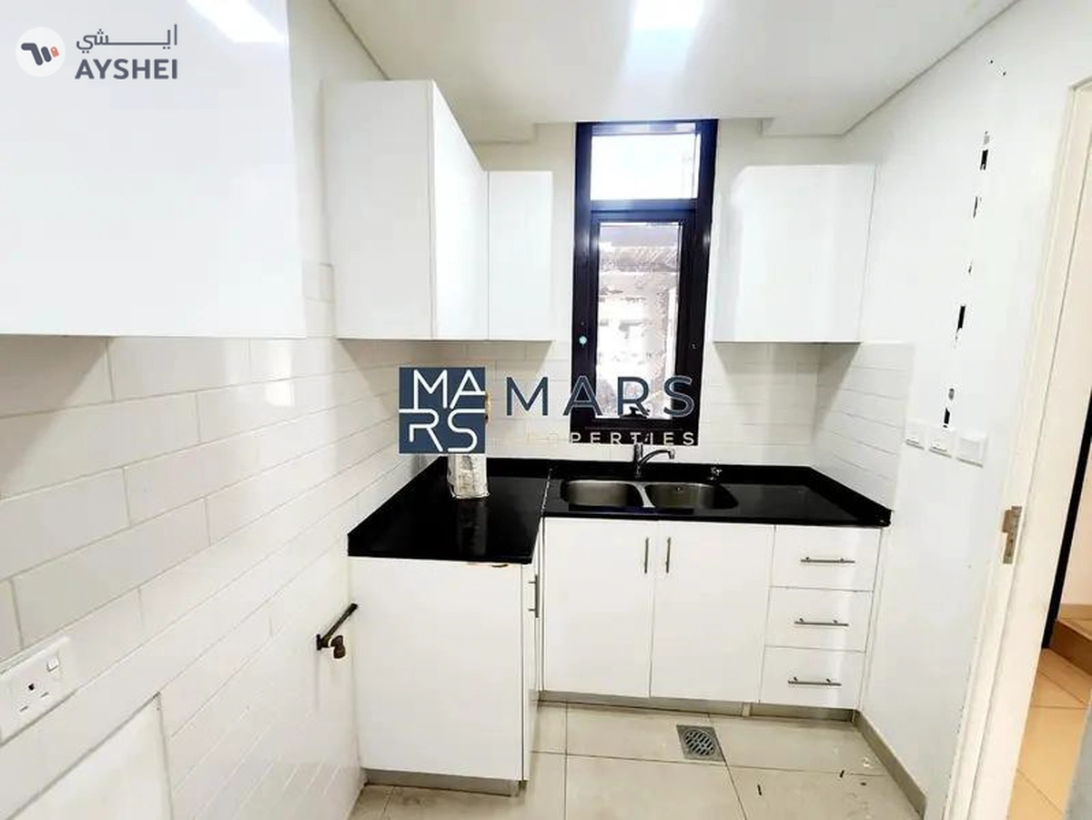 Middle unit!! 2BR Villa Available With Maid Room Nasma Residence-2-2