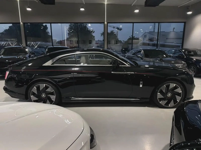 Rolls-Royce Spectre | 2024 | GCC I under agency warranty I Ultra Luxury Electric Coupe-6