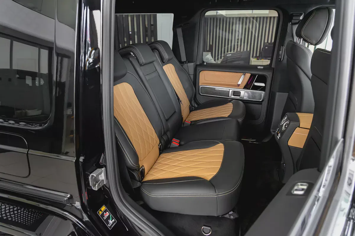 Mercedes-Benz G 63 AMG | 2025 | Japanese Specs | Low Mileage | 4.0L V8 Biturbo-12-12