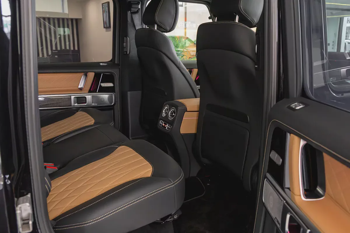Mercedes-Benz G 63 AMG | 2025 | Japanese Specs | Low Mileage | 4.0L V8 Biturbo-13-13