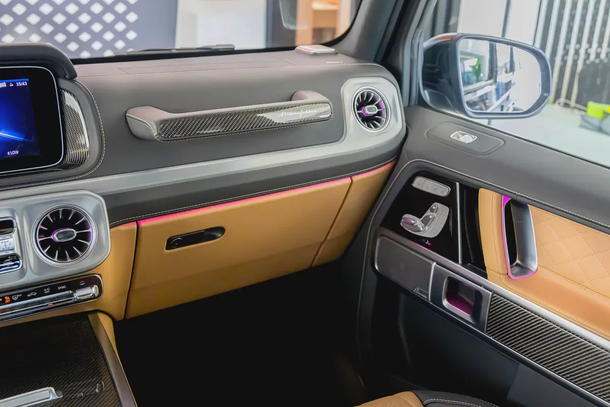 Mercedes-Benz G 63 AMG | 2025 | Japanese Specs | Low Mileage | 4.0L V8 Biturbo-16-16