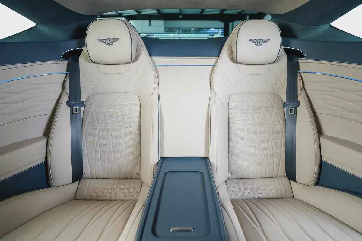 Bentley Continental GT AZURE-GCC-Exclusive Bespoke-Al Habtoor Warranty Service Contract-Low Mil-16-16