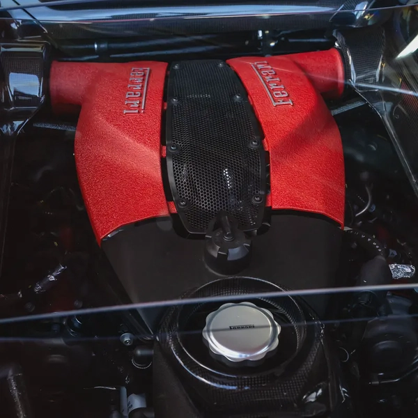2022 FERRARI  F8 TRIBUTO DONE ONLY 1300KM