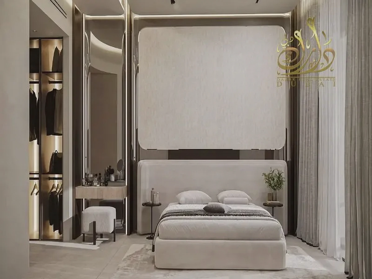 PENTHOUSE + PRIVATE POOL l PRIVATE JACUZZI l 3 MINS TO METRO-2-2