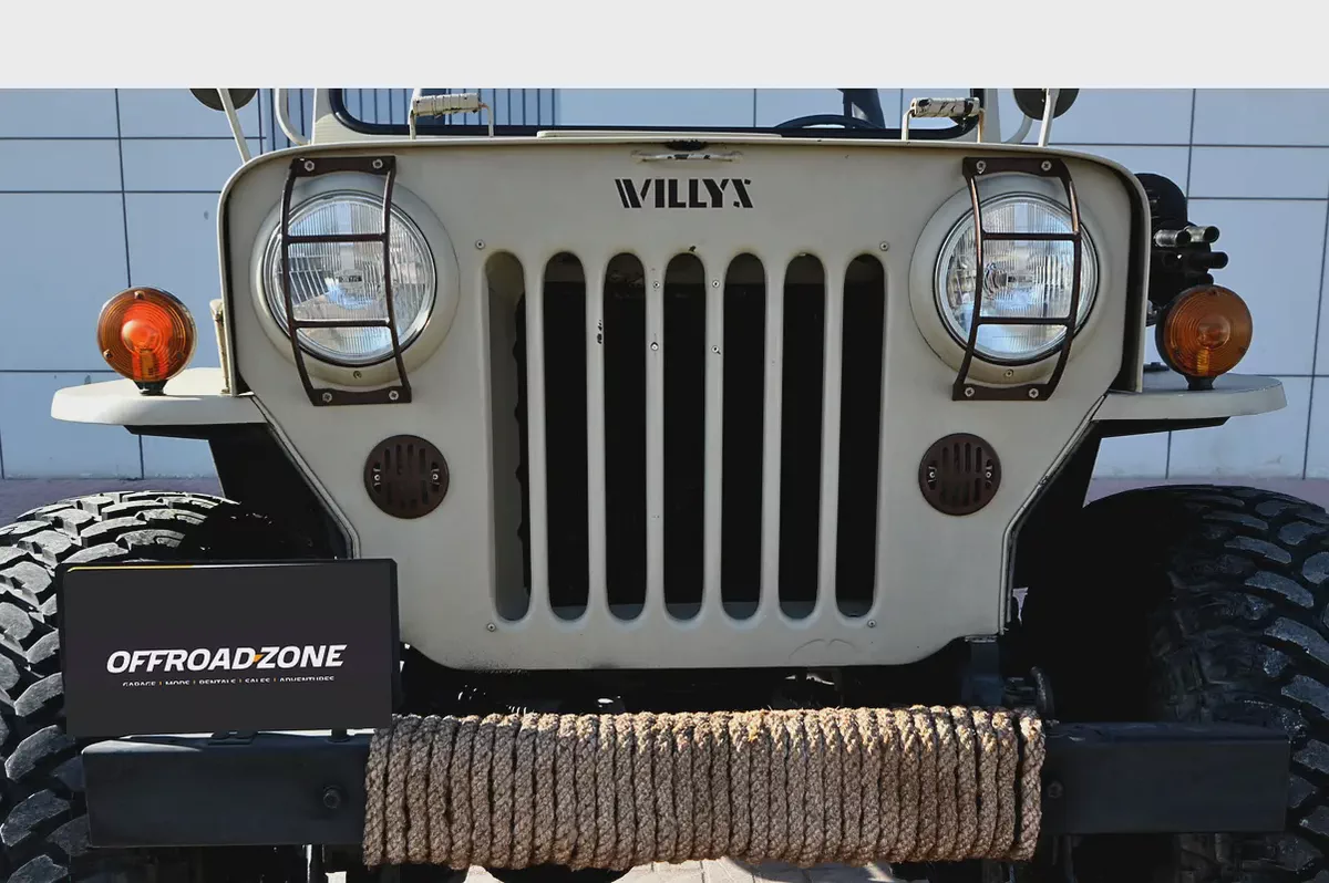 CLASSIC 1979 JEEP WRANGLER WILLYS EDITION - BEIGE-11-11