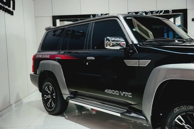 Nissan Patrol Safari Super Safari Al Ostoura 2024 GCC Specs-5