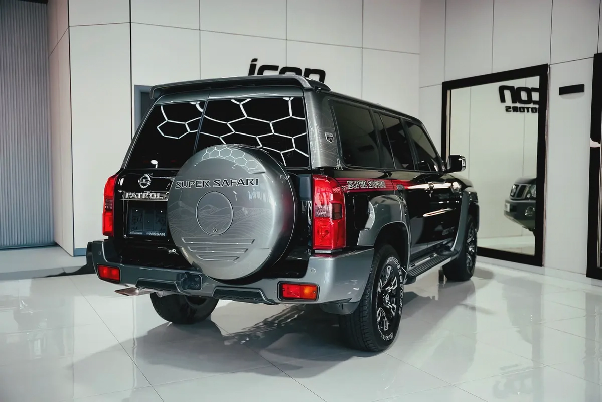 Nissan Patrol Safari Super Safari Al Ostoura 2024 GCC Specs-17-17