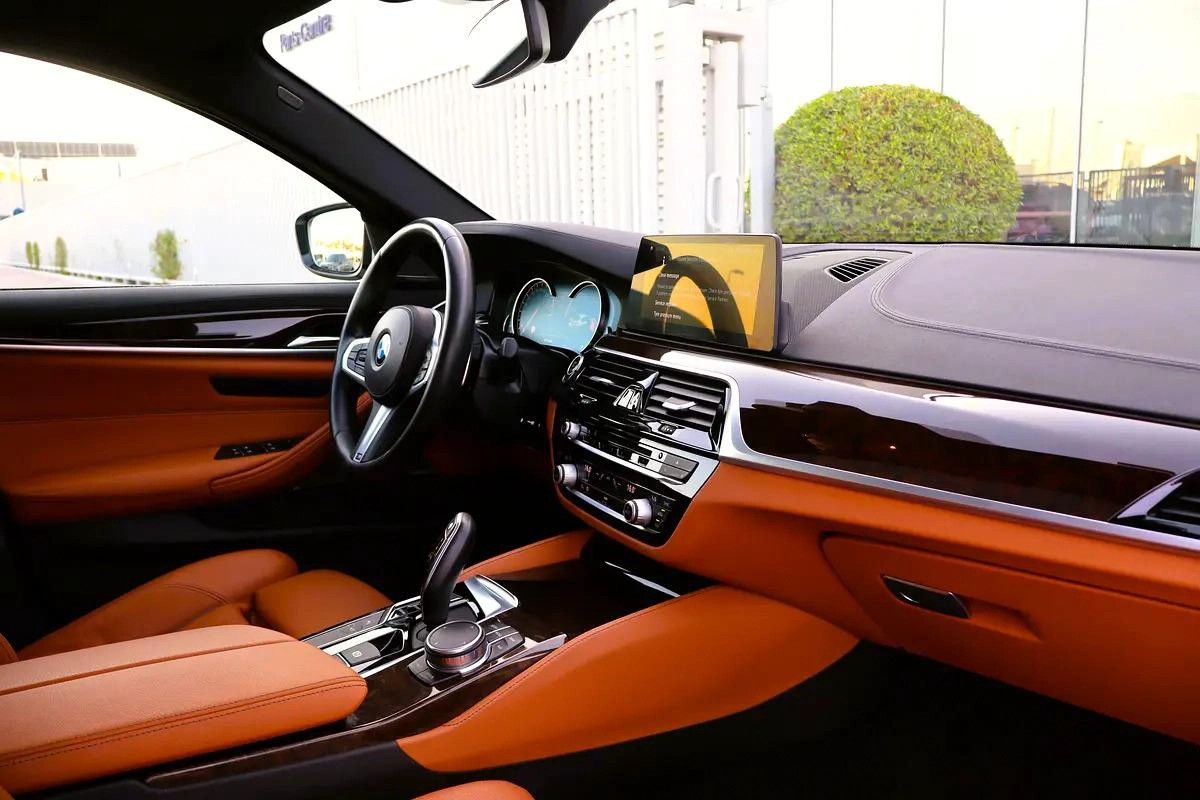BMW 540i M Kit | 2018 Model | GCC Specs-9-9